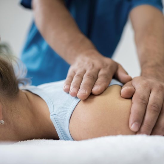 osteopathy-patoient-getting-tretment-massage osteopathy-patoient-getting-tretment-massage